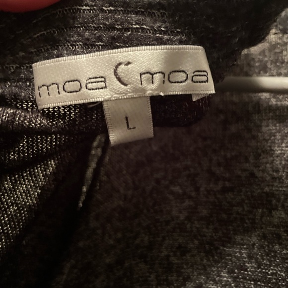 Sweater - Picture 2 of 3